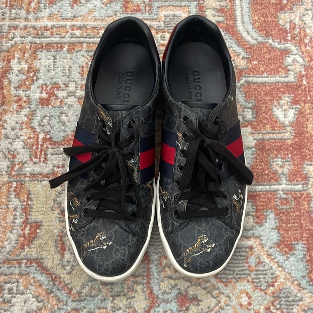Gently worn Gucci 8.5 men’s